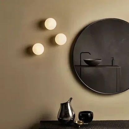 Modern White Wall Lamp